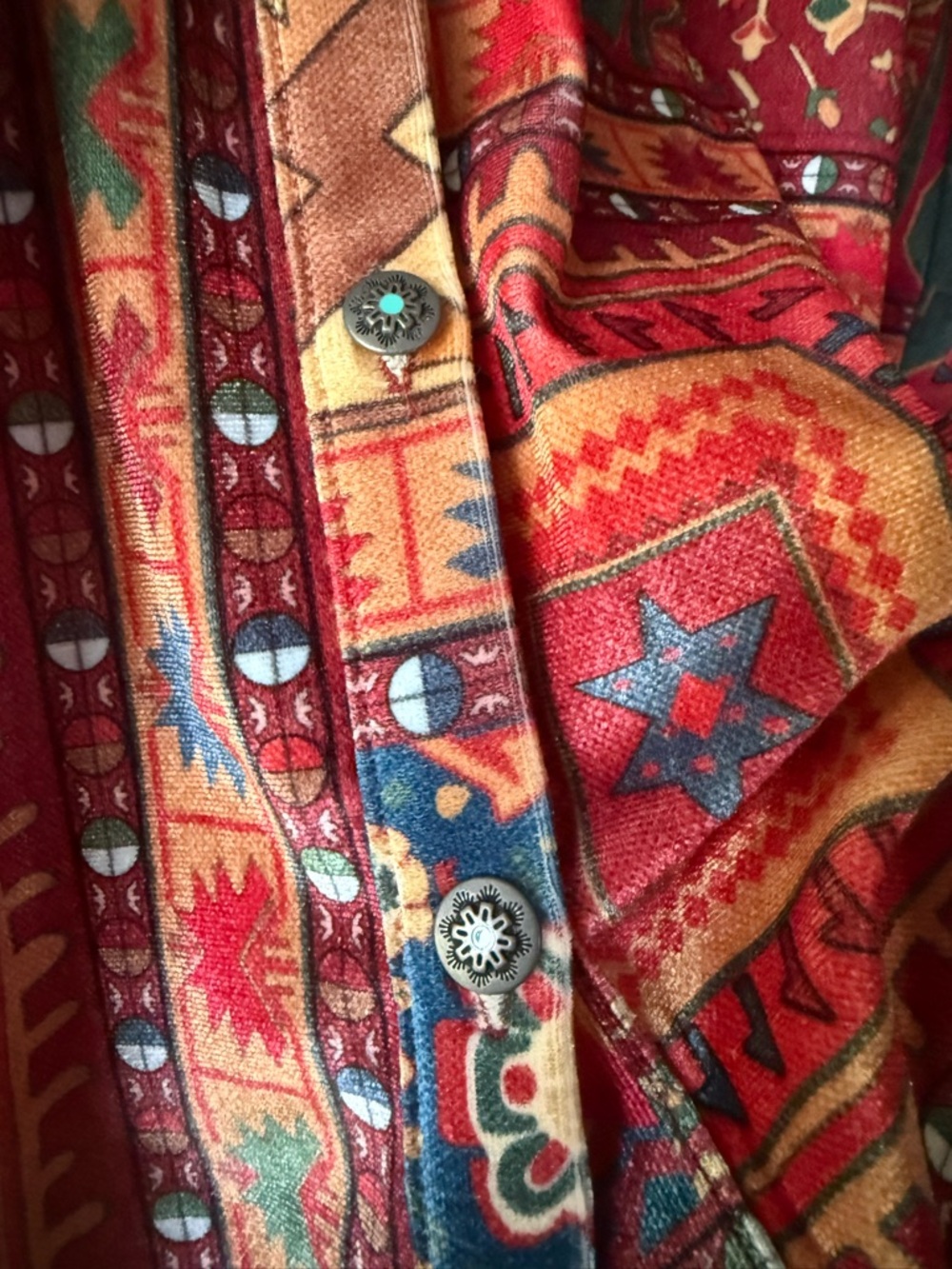 Tasha Polizzi Woman’s Velour Western Aztec Pattern Button Up Shirt Blouse - Picture 6 of 6